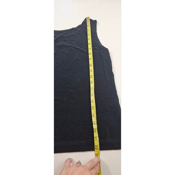Chicos Travelers acetate slinky tank top layering blouse black career casual 1 M - Picture 5 of 6